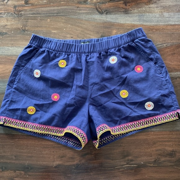 Madewell embroidered floral pull on shorts, elastic waist, pockets - Picture 3 of 6